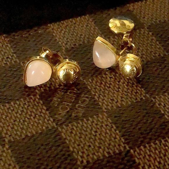 LOUIS VUITTON Stone Earrings Gold Plated Rose Quartz Pierced Earrings COA - Picture 10 of 17